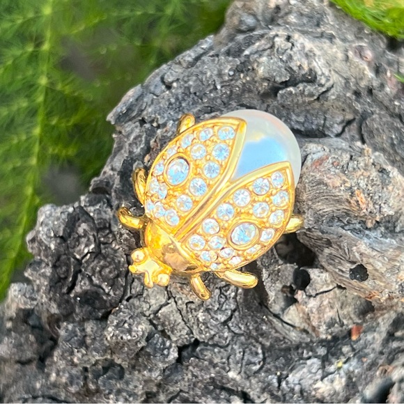 Vintage Napier White and Crystal Gold-Tone Ladybug Brooch Pin - Picture 1 of 9
